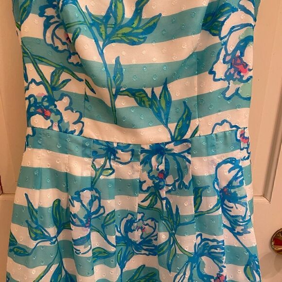 Lilly Pulitzer Roswell Posley Shorely Blue Size 2 - Picture 6 of 6